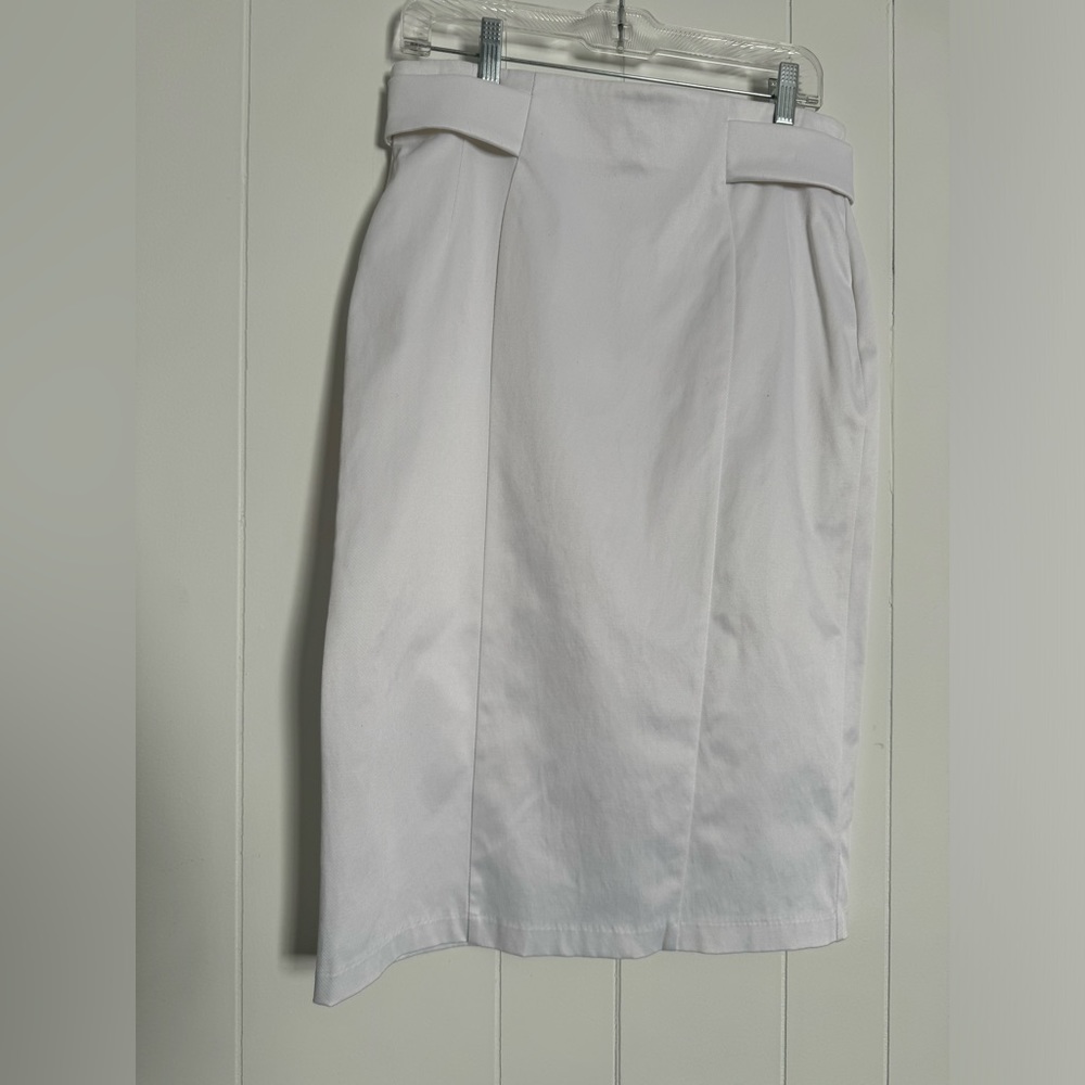 White Sleek Crisp Skirt